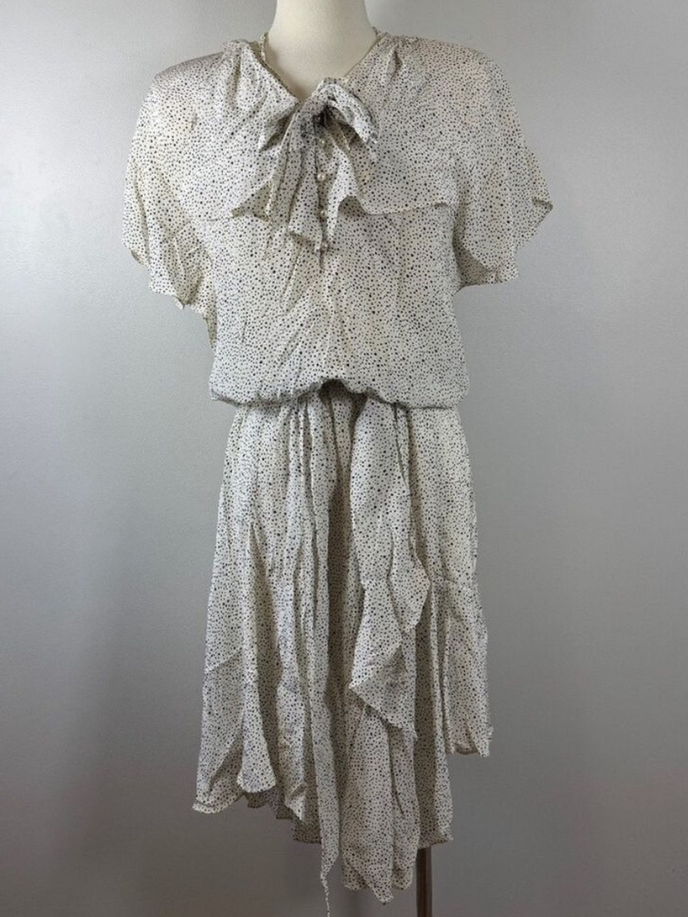 Vintage Debora Kuchme Asymmetrical Cream Silk Dress with Dots with  pad Silk S-M